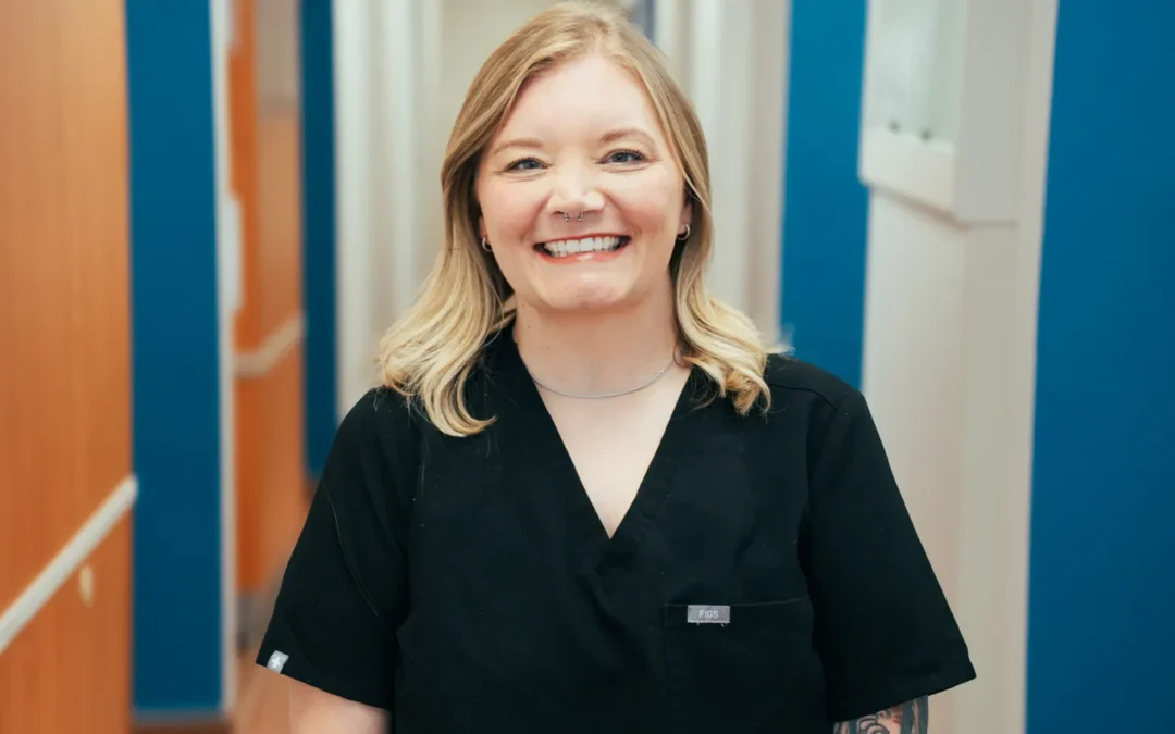 Cosmetic Dentist Edmond, OK: The Science Behind Teeth Whitening